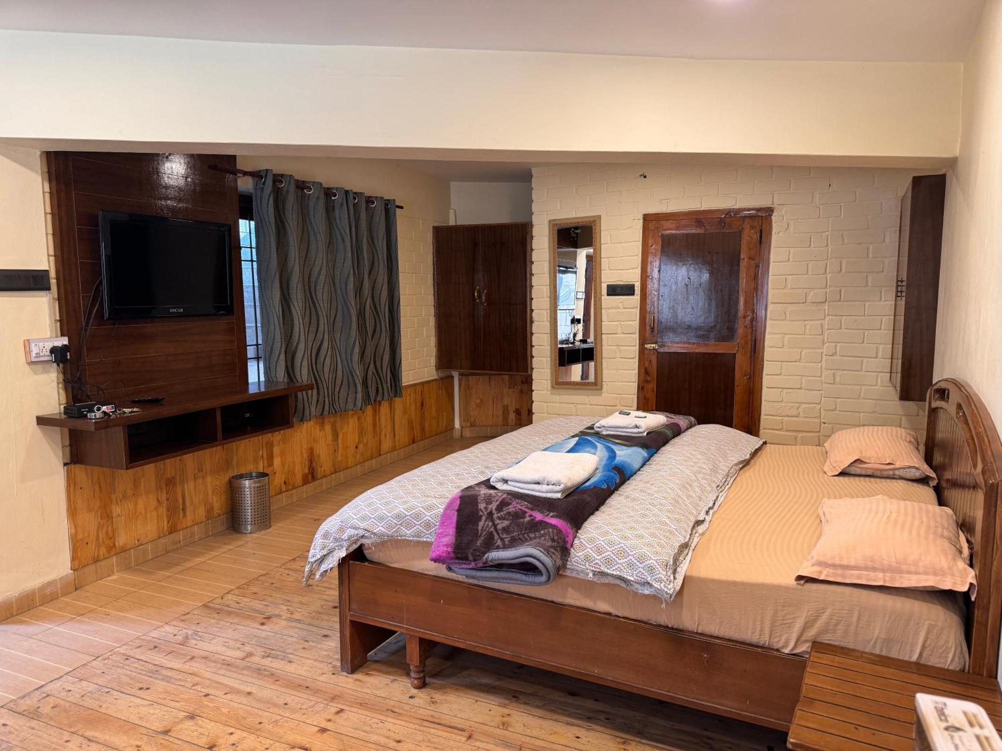 The Alpine Guest House 卡索尔 外观 照片